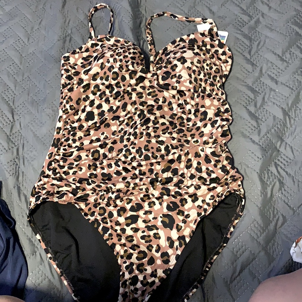 One piece bathing suit, ! Never worn! NWT
